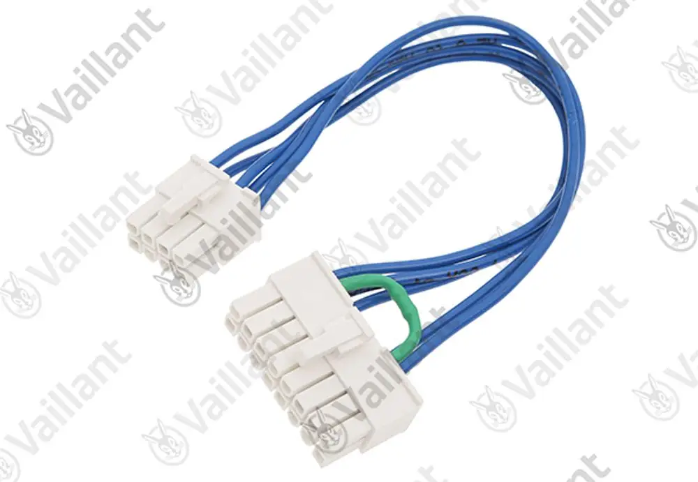 Vaillant Kabelbaum mit zwei weißen Steckverbindern und blauen Drähten. Der Kabelbaum ist für den Reset von spezifischen Geräten vorgesehen.